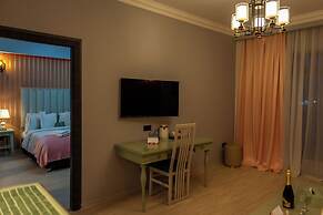 Hotel Phoenicia Express