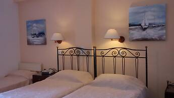 Sunset Studios & Apartments - Adults Only