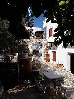 Sunset Studios & Apartments - Adults Only