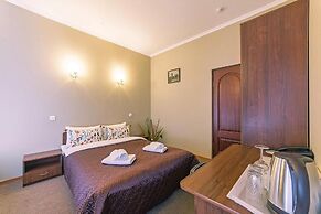 Anichkov Bridge Hotel