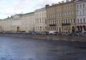 Anichkov Bridge Hotel