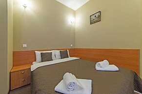 Anichkov Bridge Hotel