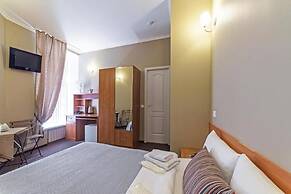 Anichkov Bridge Hotel