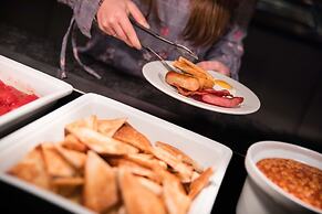 Cliffs Hotel - Blackpool