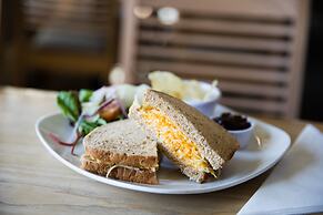 Cliffs Hotel - Blackpool