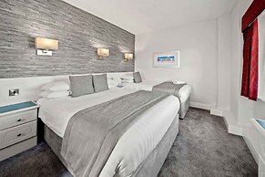 Cliffs Hotel - Blackpool