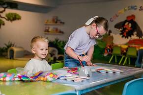 Cliffs Hotel - Blackpool