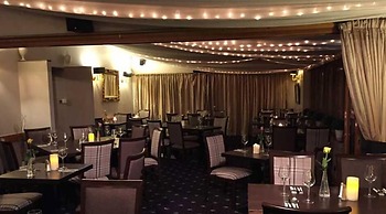 The Original Rosslyn Hotel