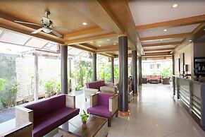 Kata Poolside Resort