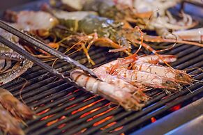 Kata Poolside Resort