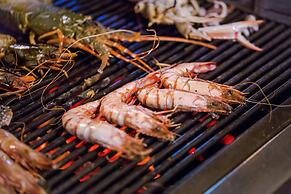 Kata Poolside Resort