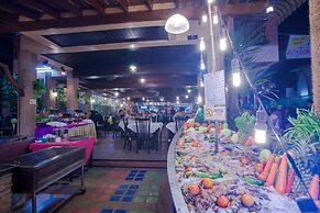 Kata Poolside Resort