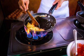 Kata Poolside Resort