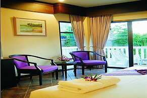 Kata Poolside Resort