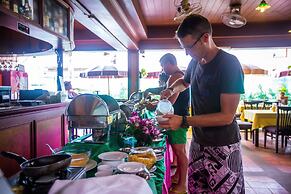 Kata Poolside Resort