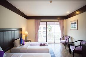 Kata Poolside Resort