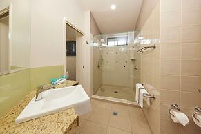 Brisbane Holiday Village