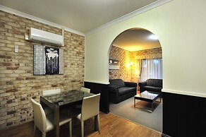 Highlander Motor Inn & Apartments