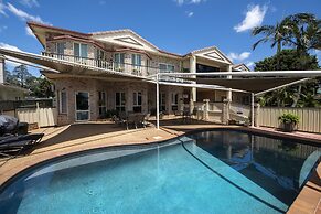 Highlander Motor Inn & Apartments