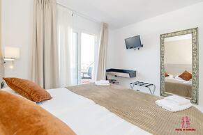 Hotel Sa Barrera - Adults Only