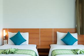 Royal Lanta Resort & Spa