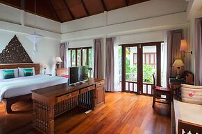 Royal Lanta Resort & Spa