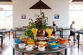 Royal Lanta Resort & Spa