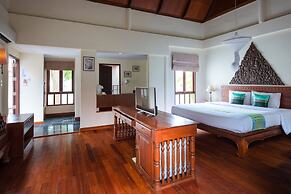 Royal Lanta Resort & Spa