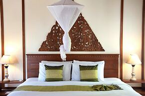 Royal Lanta Resort & Spa