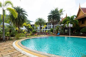 Royal Lanta Resort & Spa