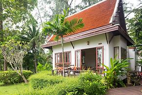 Royal Lanta Resort & Spa