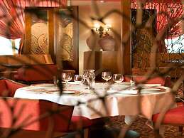 Royal Hotel Oran - MGallery Collection