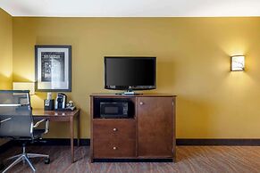 Best Western Plus Tupelo Inn & Suites