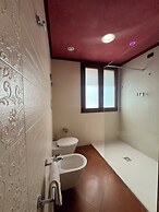 Artemis Hotel
