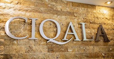 Ciqala Suites Hotel