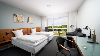 Trinity Hotel Og Konference