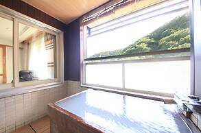 Ryotei Hanayura Ryokan