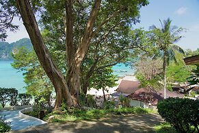 Bayview Resort Phi Phi Island - Beach Front Resort