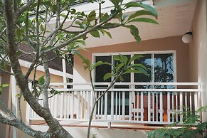 Bayview Resort Phi Phi Island - Beach Front Resort