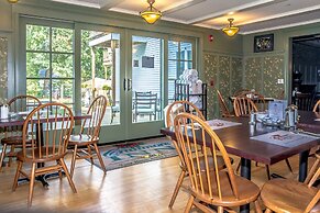 Cranmore Inn