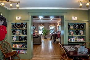 Cranmore Inn