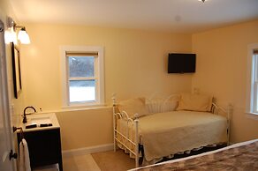 Cranmore Inn