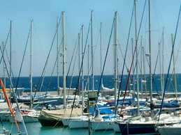 Fantasia Hotel Apartments