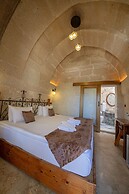 Roma Cave Suite Hotel