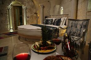 Roma Cave Suite Hotel