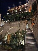 Roma Cave Suite Hotel