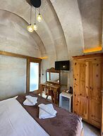 Roma Cave Suite Hotel