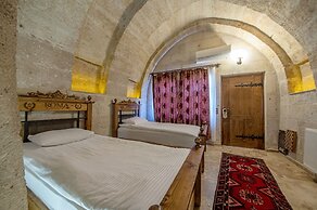Roma Cave Suite Hotel