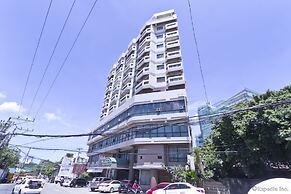 Richmond Plaza Hotel