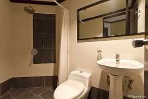 Richmond Plaza Hotel